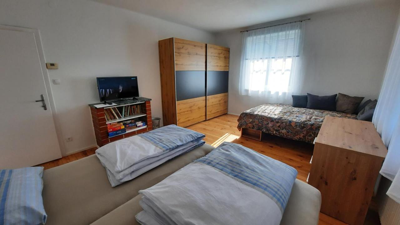 Appartement Wagner Weiz Bagian luar foto